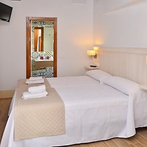 Hostal La Fonda